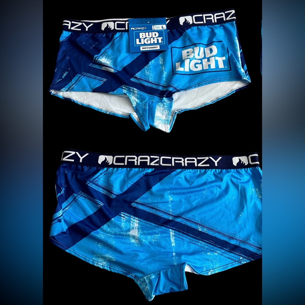BOY SHORTS - Picture 11 of 13